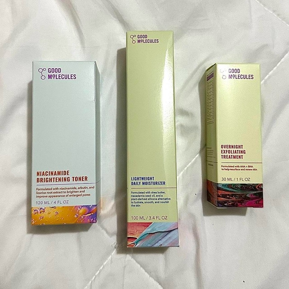 good molecules toner, moisturizer, and exfoliating treatment